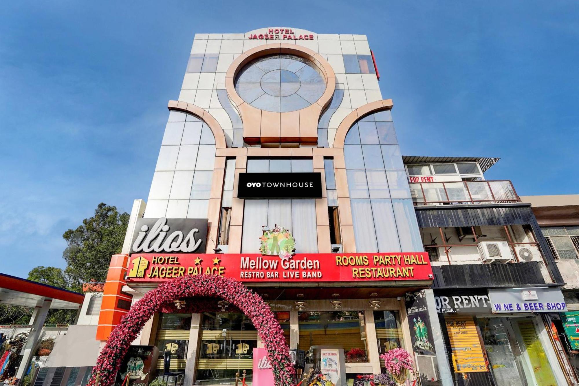 Super Townhouse Jageer Palace Near Mayapuri Chowk 新德里 外观 照片